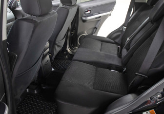 Подержанный автомобиль Suzuki Grand Vitara 2007 года (12 фото)