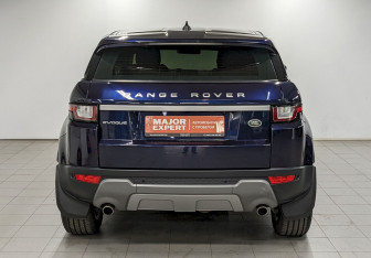 Подержанный автомобиль Land Rover Range Rover Evoque 2018 года (6 фото)