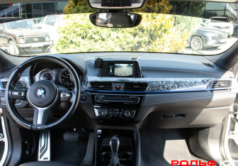 Подержанный автомобиль BMW X2 2019 года (10 фото)