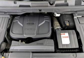 Подержанный автомобиль Geely Coolray 2023 года (9 фото)