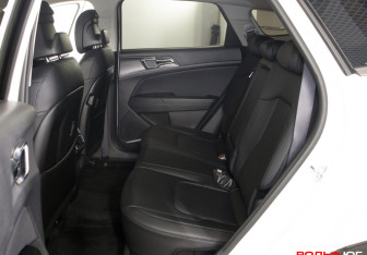 Подержанный автомобиль Kia Sportage 2023 года (10 фото)