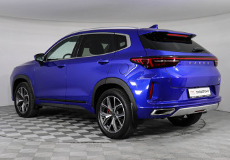 Подержанный автомобиль Exeed LX 2023 года (7 фото)