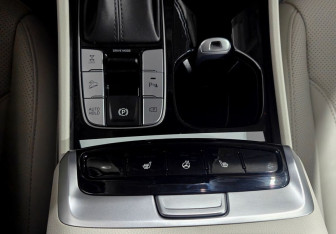 Подержанный автомобиль Hyundai Tucson 2024 года (15 фото)