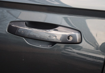 Подержанный автомобиль Geely Monjaro 2025 года (36 фото)