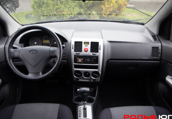 Подержанный автомобиль Hyundai Getz 2010 года (11 фото)