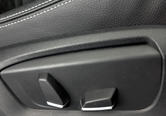 Подержанный автомобиль BMW X6 2018 года (29 фото)