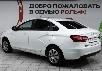 Подержанный автомобиль LADA (ВАЗ) Vesta Sedan 2021 года (6 фото)