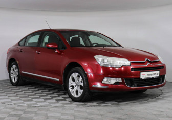Подержанный автомобиль Citroen C5 Sedan 2010 года (3 фото)