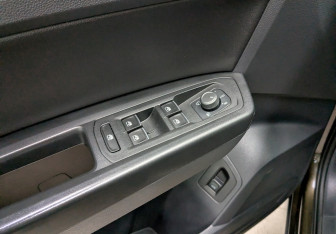 Подержанный автомобиль Volkswagen Teramont 2019 года (6 фото)