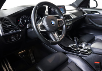 Подержанный автомобиль BMW X3 2019 года (14 фото)