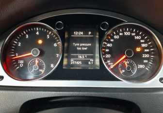 Подержанный автомобиль Volkswagen Passat CC 2008 года (11 фото)