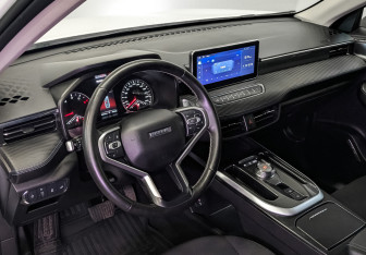 Подержанный автомобиль Haval Jolion 2024 года (17 фото)