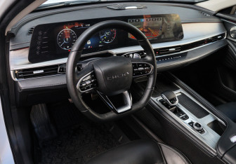 Подержанный автомобиль Chery Arrizo 8 2023 года (12 фото)