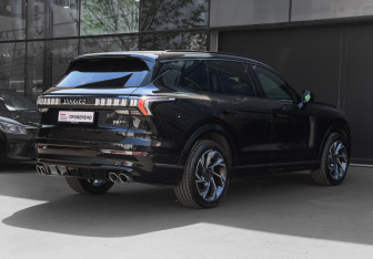 Подержанный автомобиль Lynk&Co 09 2023 года (4 фото)