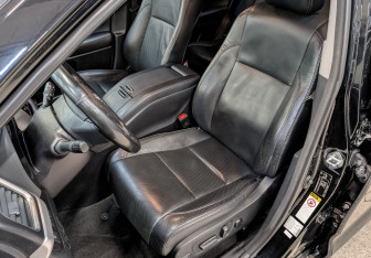 Подержанный автомобиль Toyota Highlander 2018 года (20 фото)