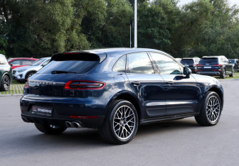 Подержанный автомобиль Porsche Macan 2016 года (5 фото)