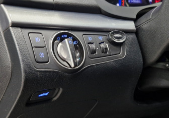 Подержанный автомобиль Hyundai i40 Sedan 2014 года (8 фото)