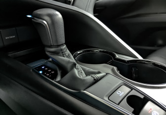 Подержанный автомобиль Toyota Camry Sedan 2022 года (25 фото)