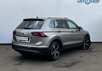 Подержанный автомобиль Volkswagen Tiguan 2018 года (5 фото)