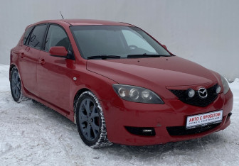 Подержанный автомобиль Mazda 3 Hatchback 2006 года (3 фото)