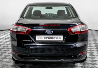 Подержанный автомобиль Ford Mondeo Sedan 2012 года (6 фото)