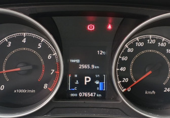 Подержанный автомобиль Mitsubishi ASX 2013 года (13 фото)