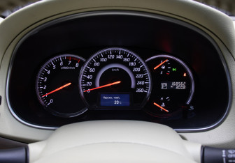 Подержанный автомобиль Nissan Teana 2012 года (13 фото)