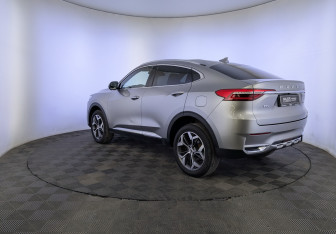 Подержанный автомобиль Haval F7x 2021 года (7 фото)