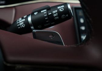 Подержанный автомобиль Land Rover Range Rover Evoque 2024 года (32 фото)