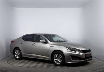 Подержанный автомобиль Kia Optima Sedan 2011 года (3 фото)