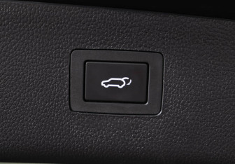 Подержанный автомобиль Hyundai i40 Wagon 2016 года (14 фото)