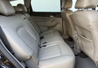 Подержанный автомобиль Chevrolet Orlando 2012 года (11 фото)