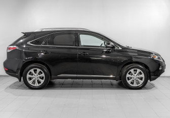 Подержанный автомобиль Lexus RX 2013 года (4 фото)