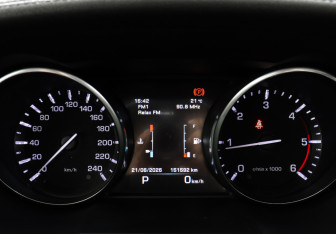Подержанный автомобиль Land Rover Range Rover Evoque 2014 года (9 фото)