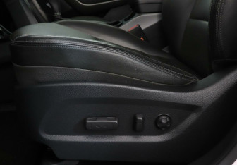 Подержанный автомобиль Hyundai Santa Fe 2016 года (23 фото)