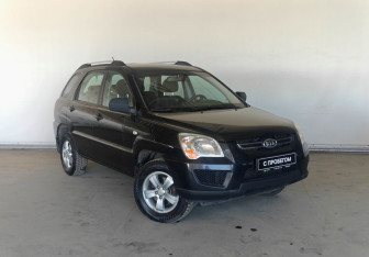 Подержанный автомобиль Kia Sportage 2010 года (3 фото)
