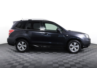 Подержанный автомобиль Subaru Forester Suv 2013 года (4 фото)