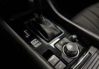 Подержанный автомобиль Mazda 6 Sedan 2018 года (17 фото)
