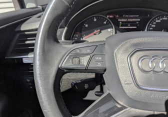 Подержанный автомобиль Audi Q7 2016 года (30 фото)