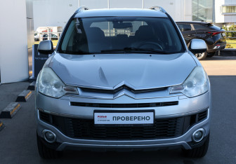 Подержанный автомобиль Citroen C-Crosser 2010 года (2 фото)