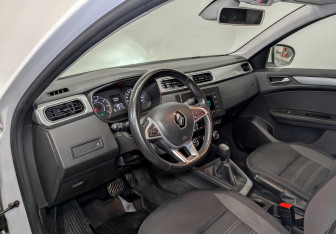 Подержанный автомобиль Renault Arkana 2019 года (16 фото)