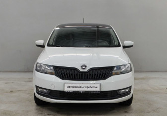 Подержанный автомобиль Skoda Rapid Liftback 2019 года (2 фото)