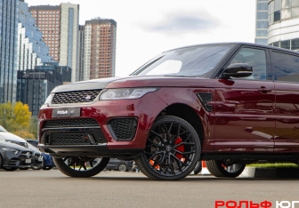 Подержанный автомобиль Land Rover Range Rover Sport 2015 года (19 фото)