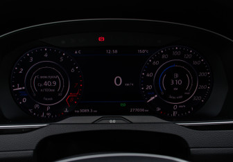 Подержанный автомобиль Volkswagen Passat Wagon 2017 года (18 фото)
