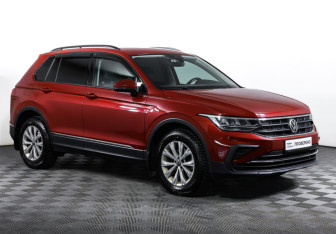 Подержанный автомобиль Volkswagen Tiguan 2021 года (3 фото)
