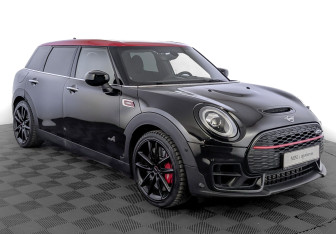 Подержанный автомобиль MINI Clubman Wagon 2021 года (3 фото)