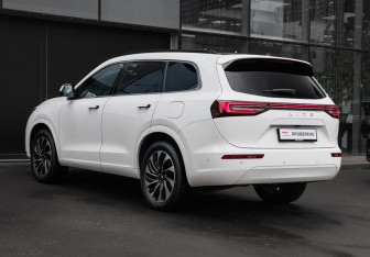 Подержанный автомобиль AITO M7 2023 года (6 фото)