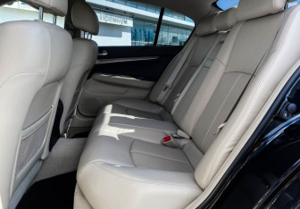 Подержанный автомобиль Infiniti G Sedan 2013 года (10 фото)