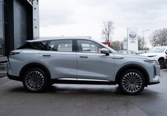 Новый Exeed RX 2025 (11 фото)