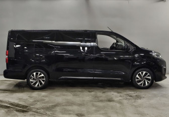 Подержанный автомобиль Citroen SpaceTourer 2021 года (4 фото)